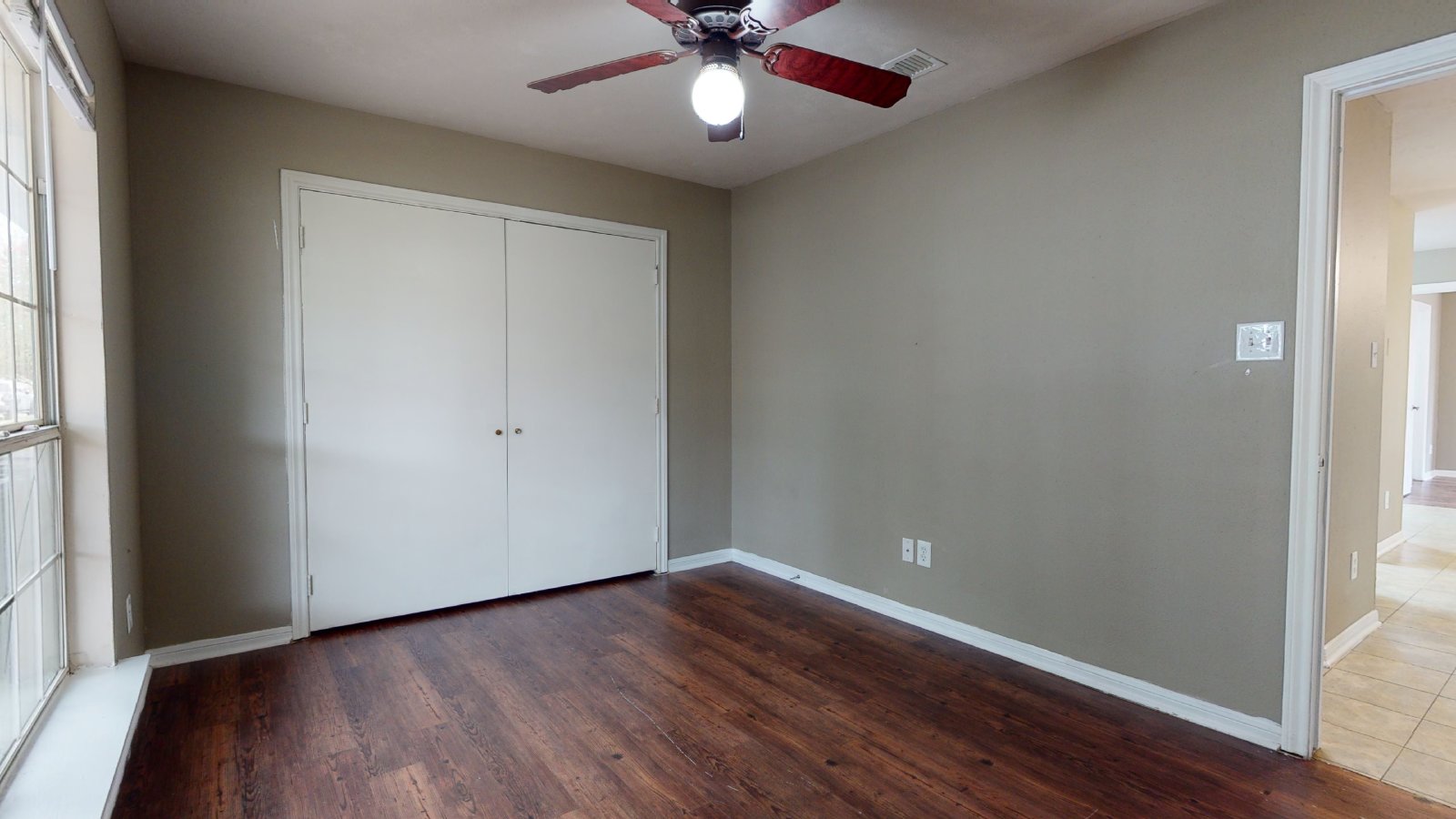 1143 Oney Hervey property image