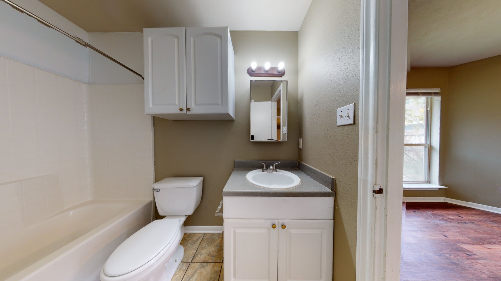 1143 Oney Hervey property image