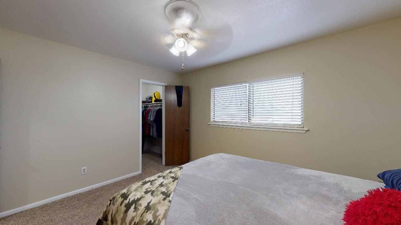 Unit B property image