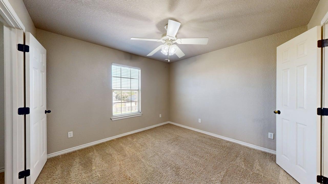 111 Kleine property image