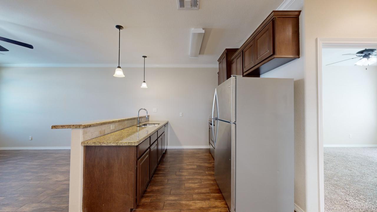 Unit B property image