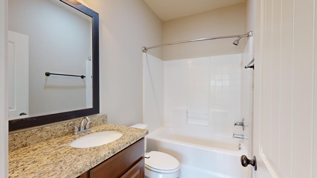 Unit B property image