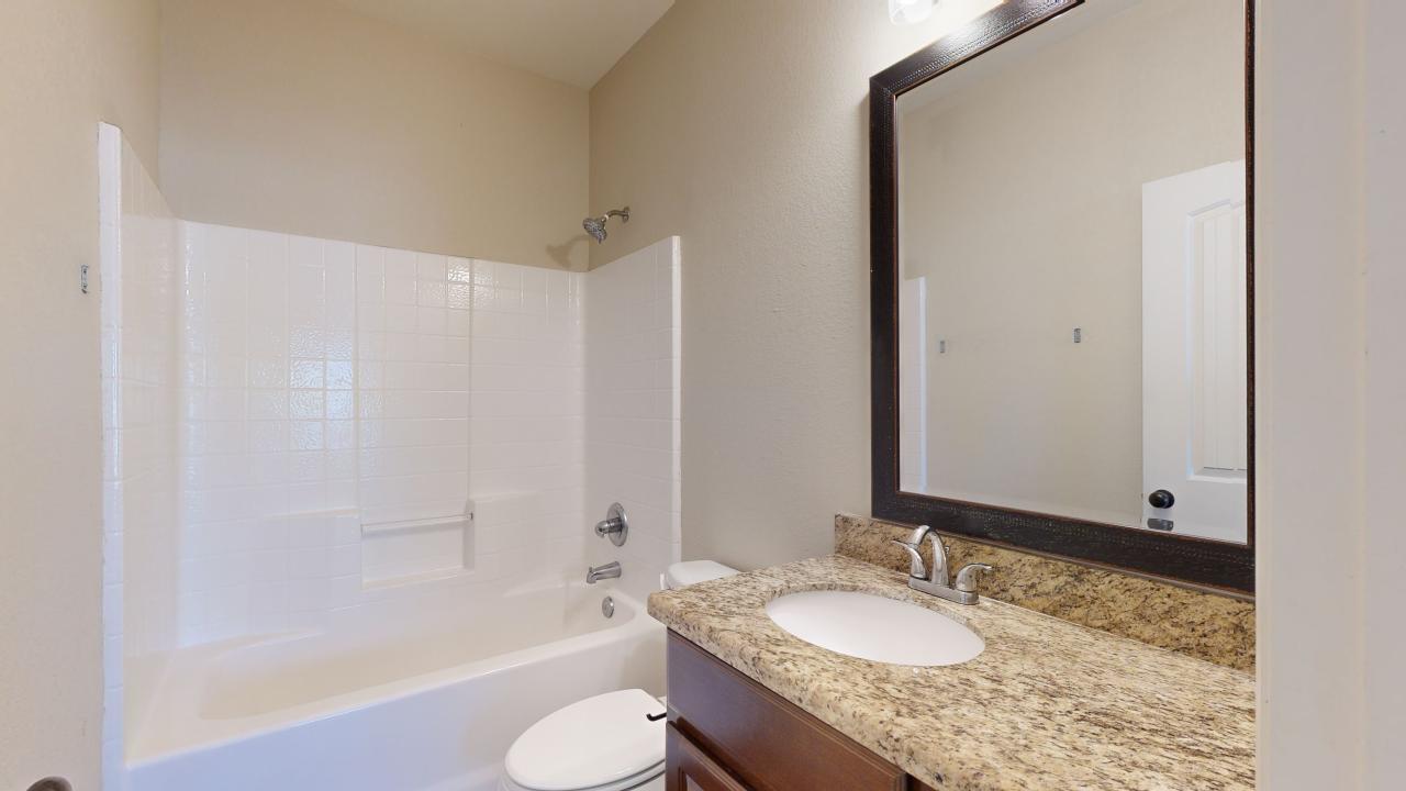 Unit B property image