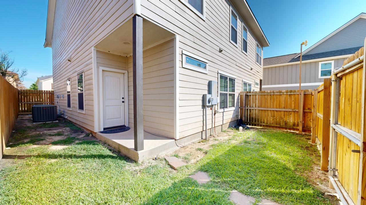 Unit B property image