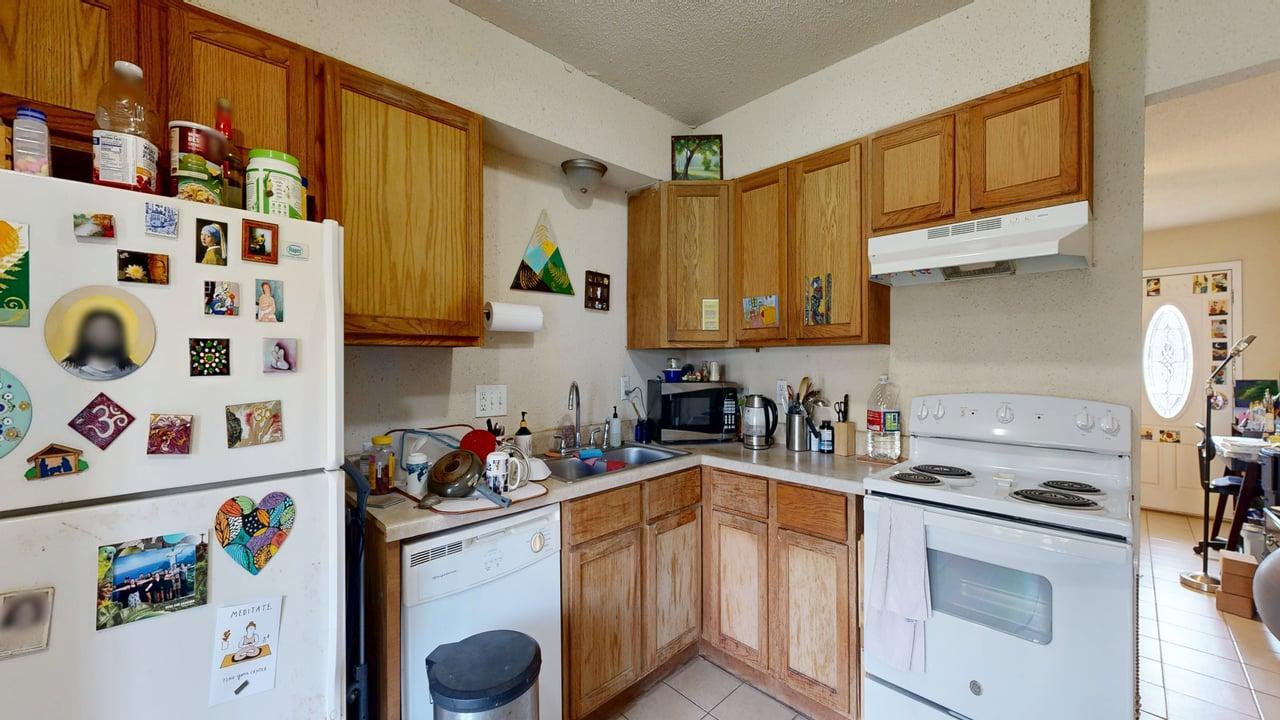 1209 GEORGIA STREET property image