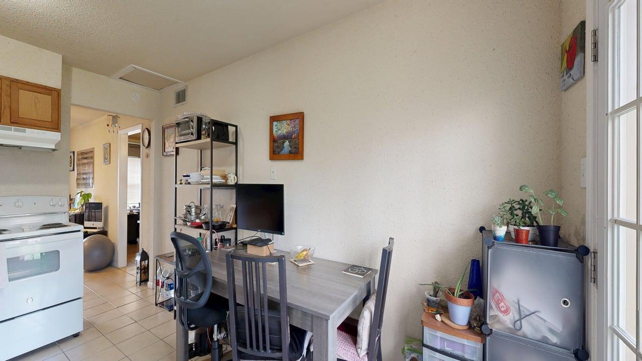 1209 GEORGIA STREET property image