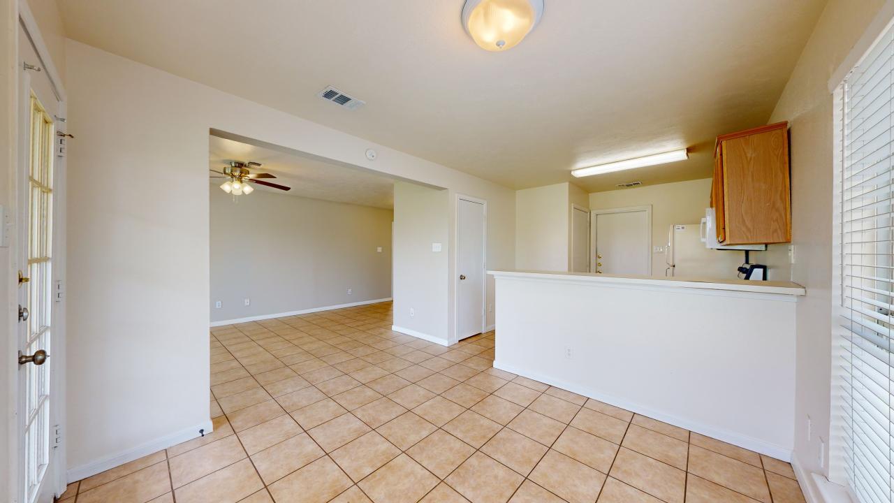 915 Bougainvillea Street property image