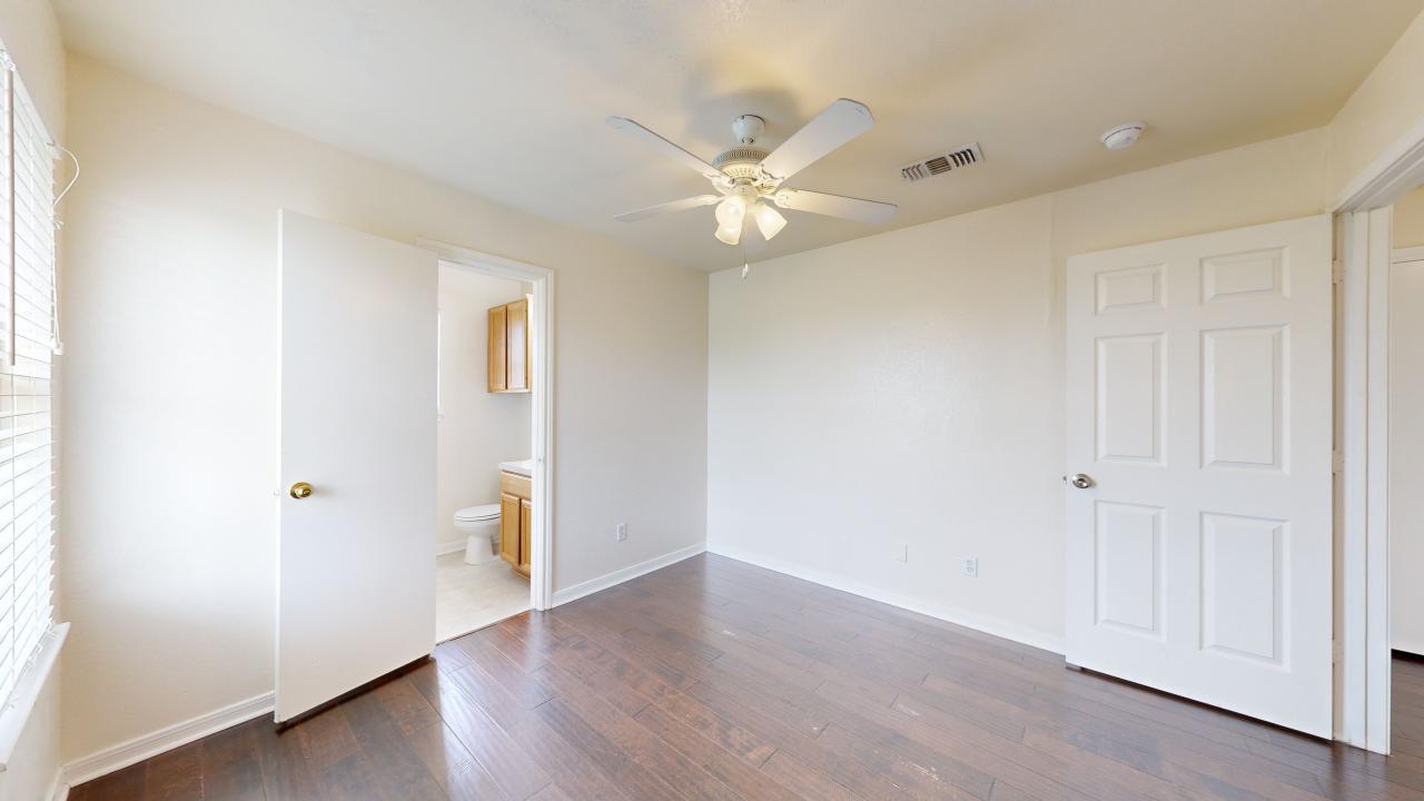 915 Bougainvillea Street property image