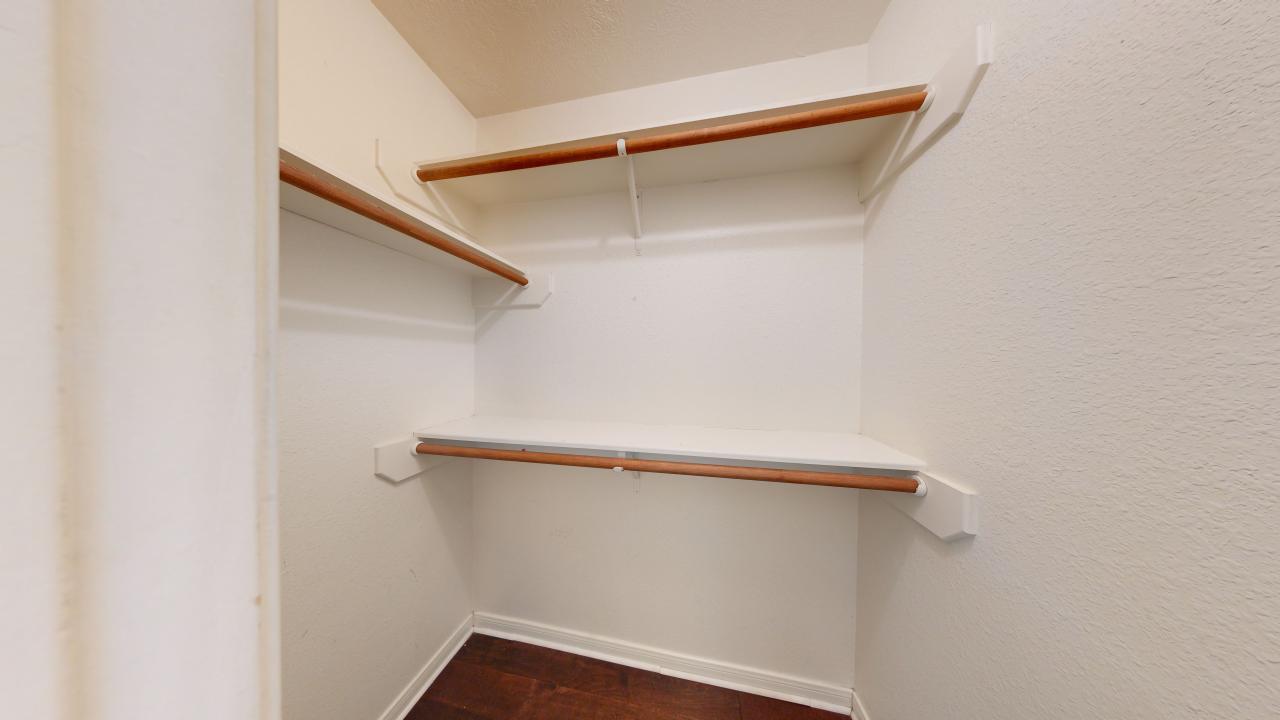 915 Bougainvillea Street property image