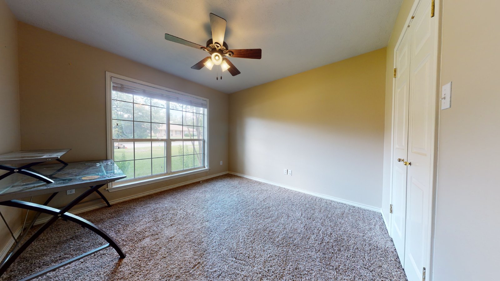 1215 Glade property image