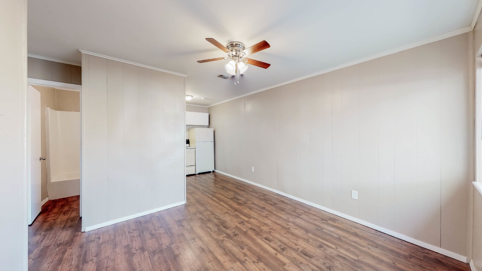 204 Lynn-A property image