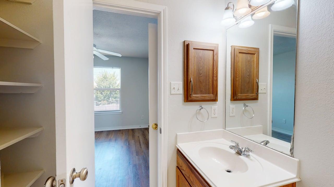 4131 McFarland property image