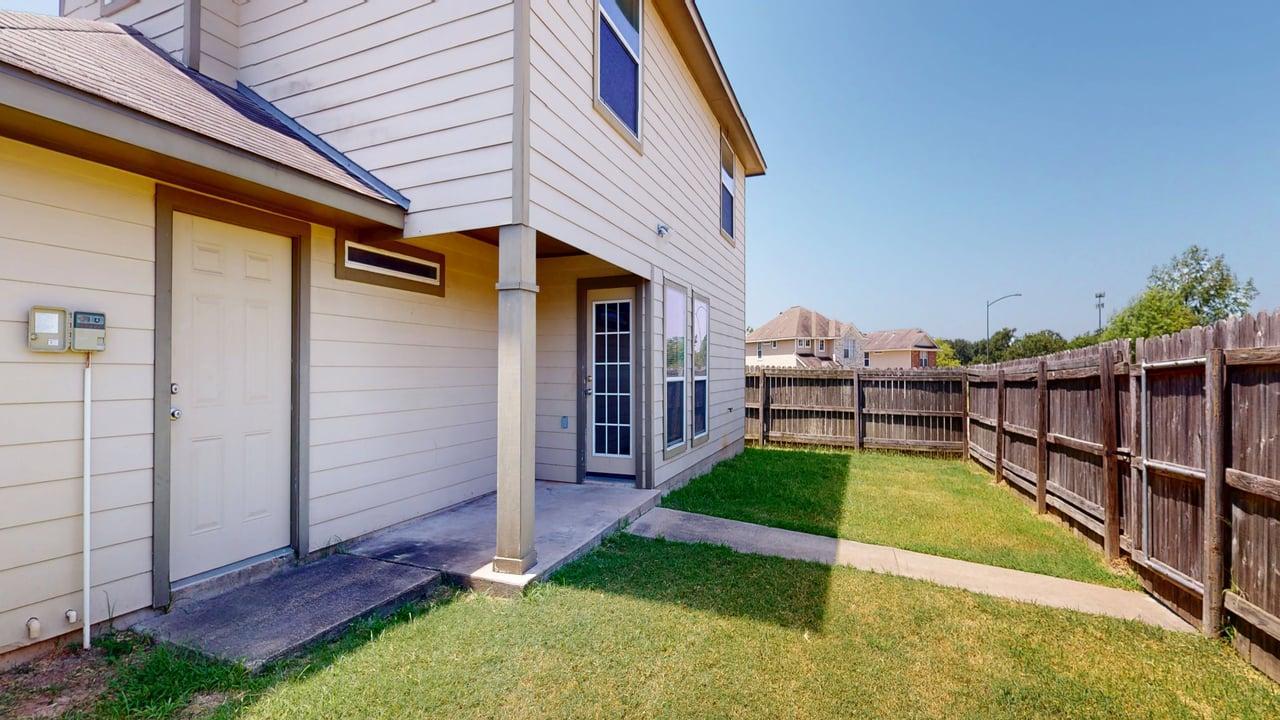 4131 McFarland property image