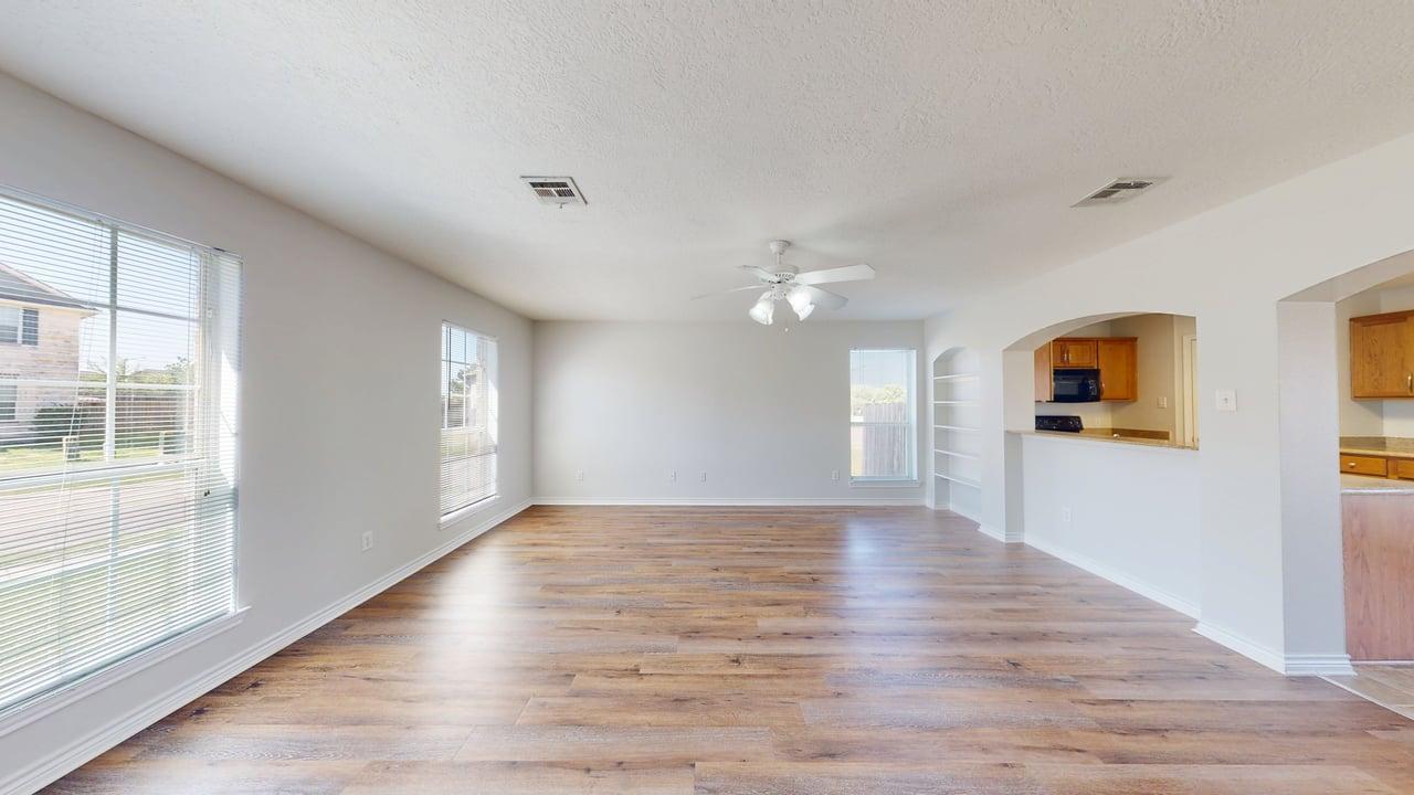 4131 McFarland property image