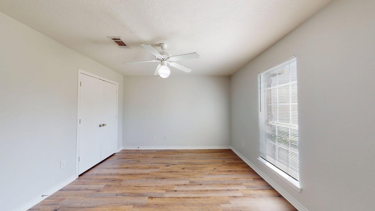 4131 McFarland property image