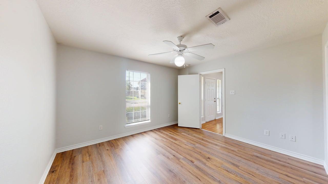 4131 McFarland property image