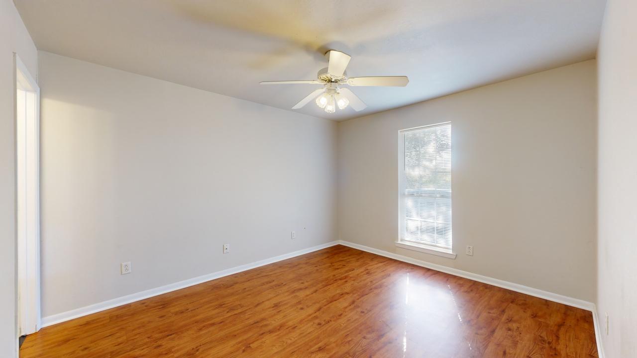 1513 Hollowhill Drive B property image