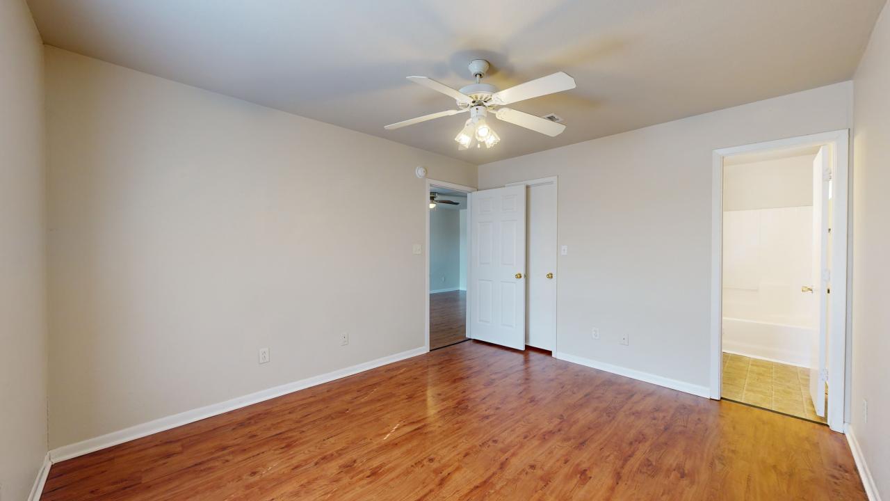 1513 Hollowhill Drive B property image