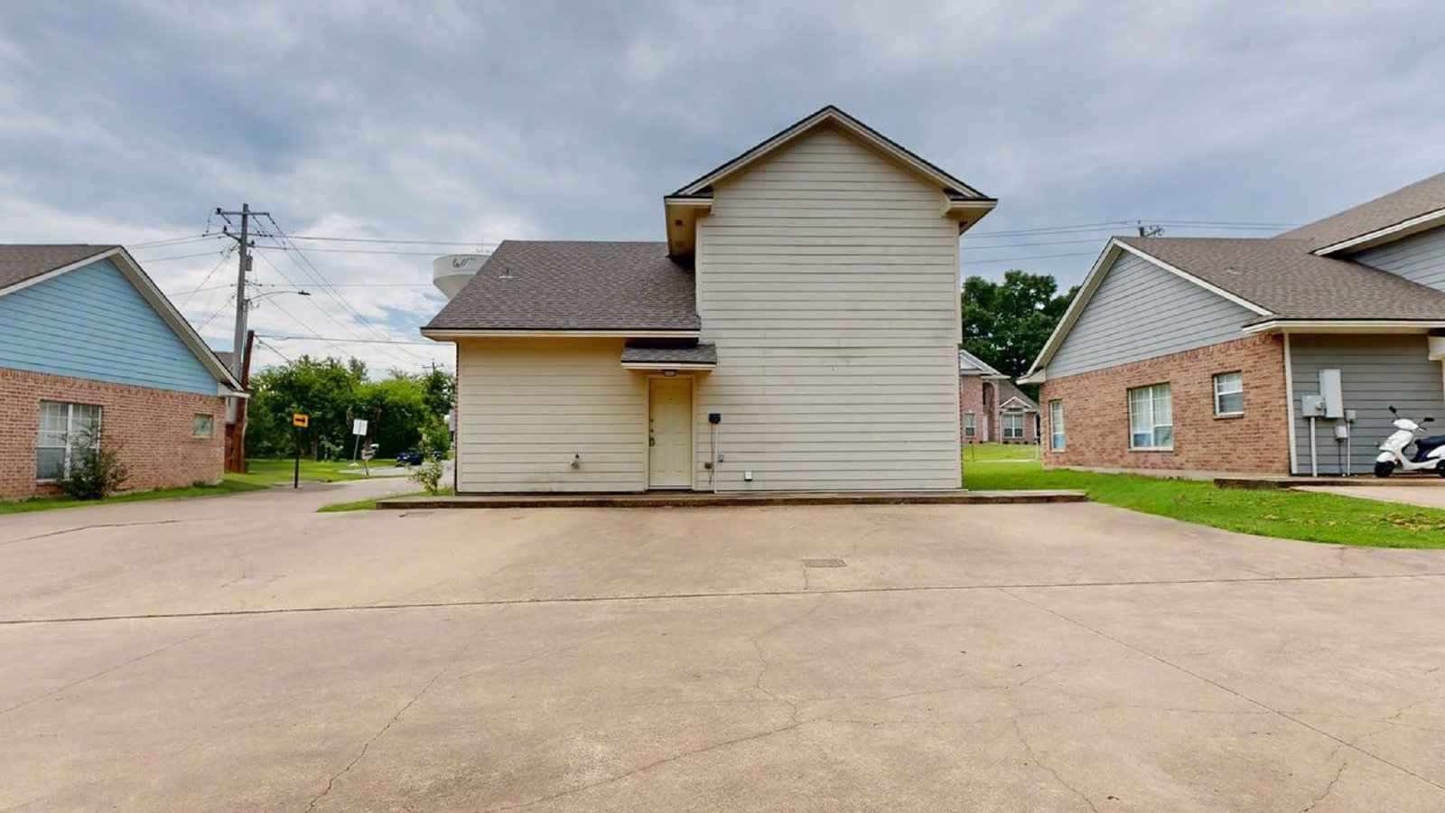 1621 Park Place property image