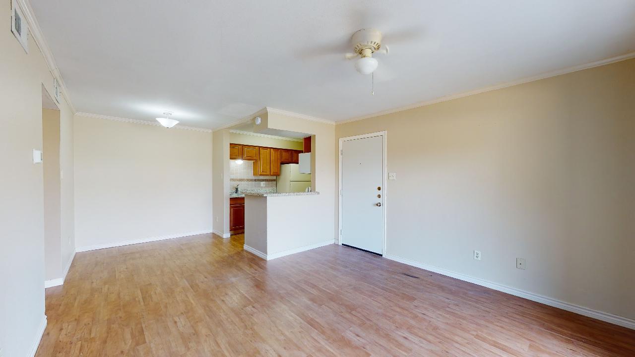 904 University Oaks #001 property image