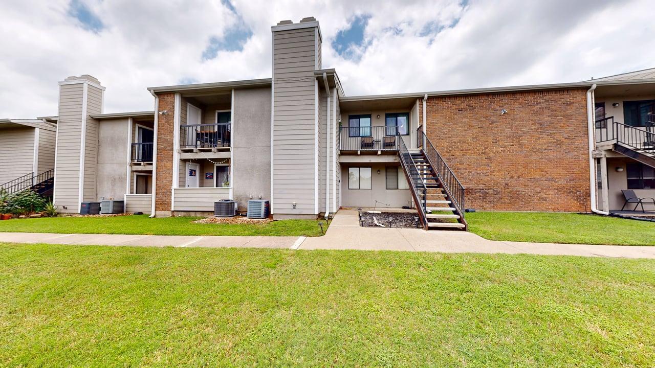 1901 Holleman Bldg D #412 property image