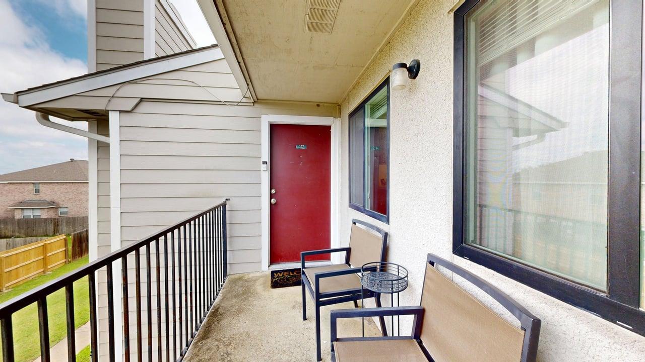 1901 Holleman Bldg D #412 property image