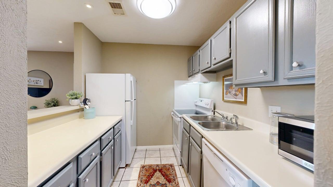 1901 Holleman Bldg D #412 property image