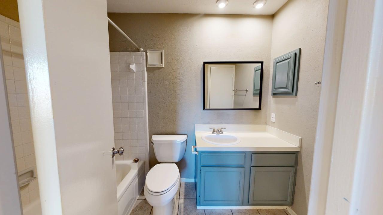 1901 Holleman Bldg D #412 property image