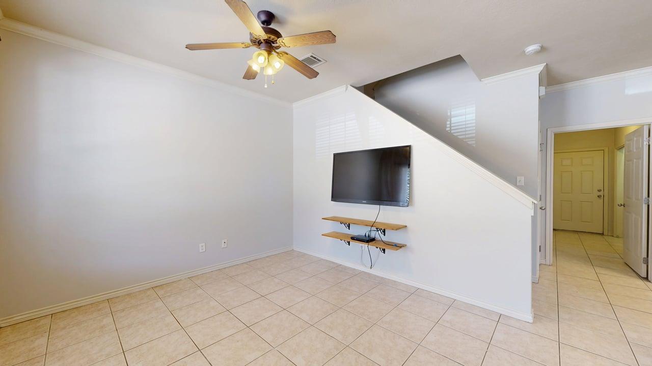 332Forest Loop property image