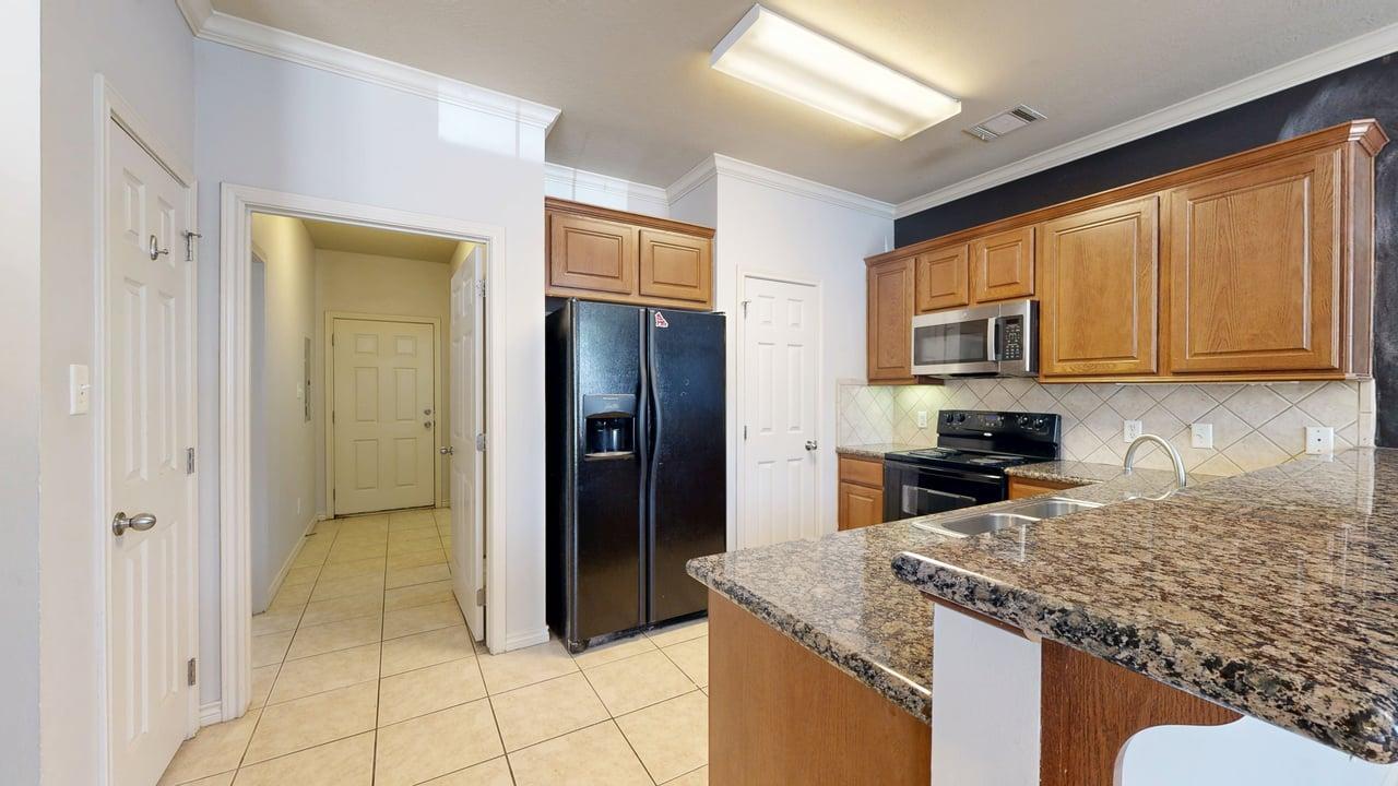 332Forest Loop property image