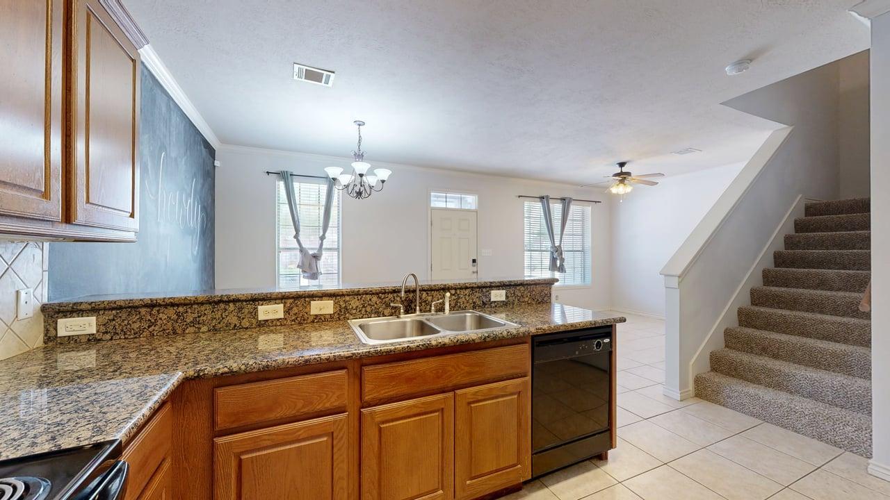 332Forest Loop property image