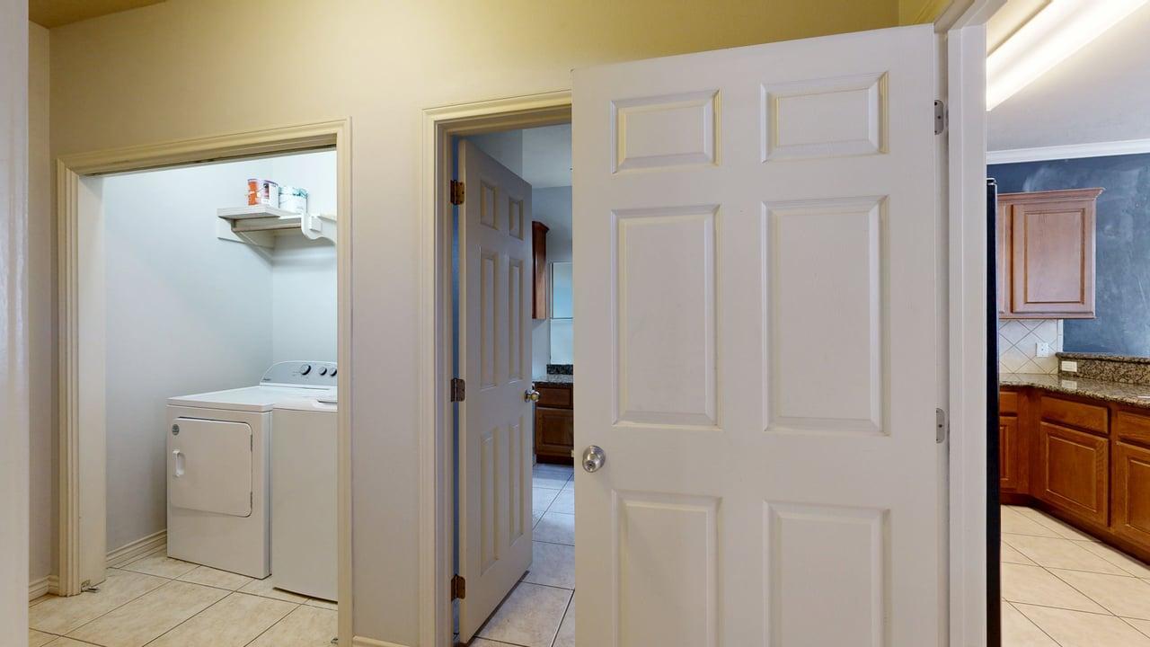 332Forest Loop property image