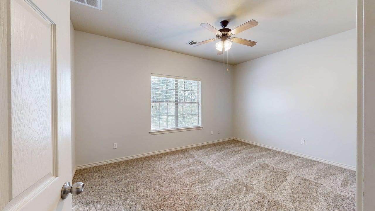 332Forest Loop property image