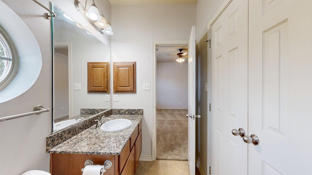 332Forest Loop property image
