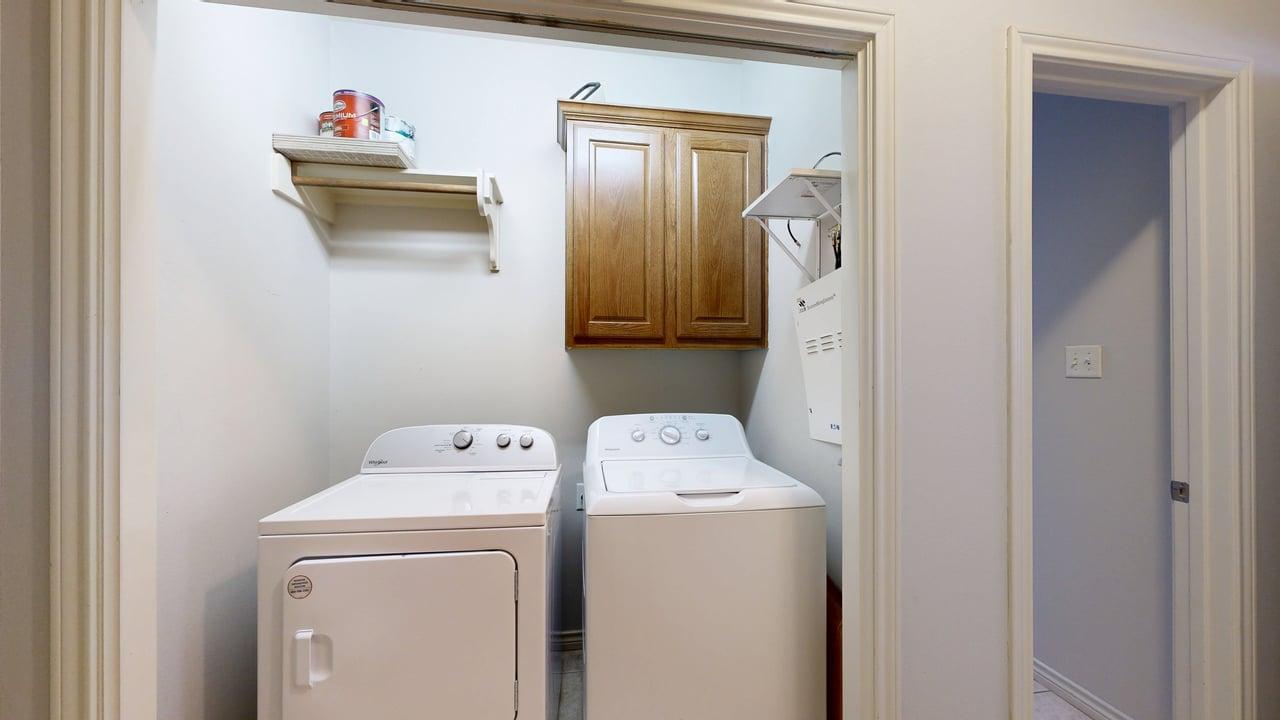 332Forest Loop property image