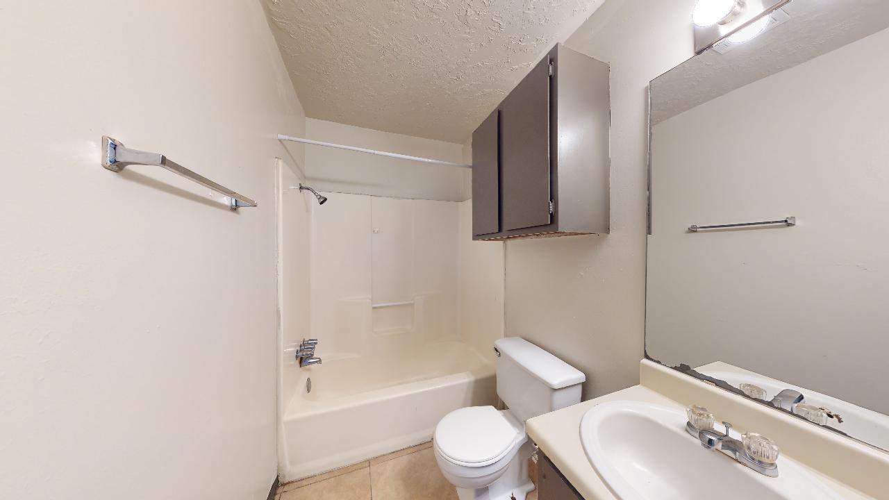 725 Peppertree Dr Apt 22 property image