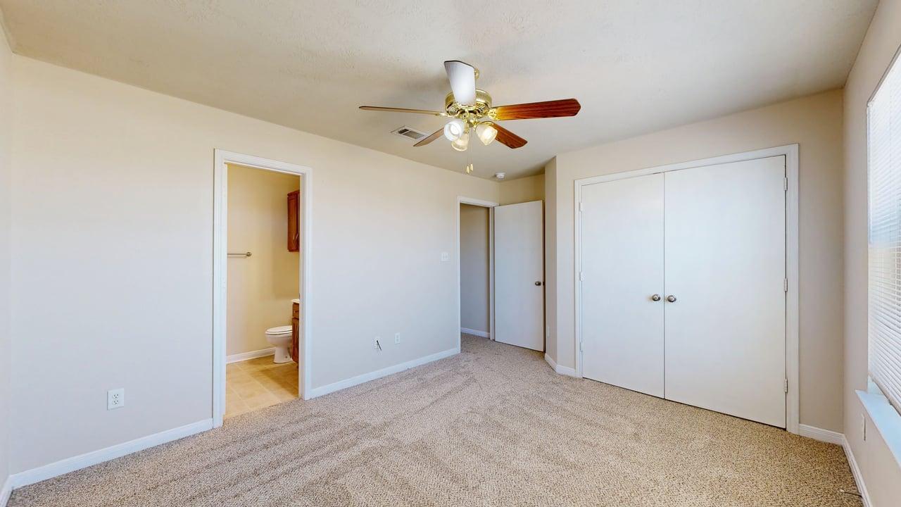 4131 McFarland property image