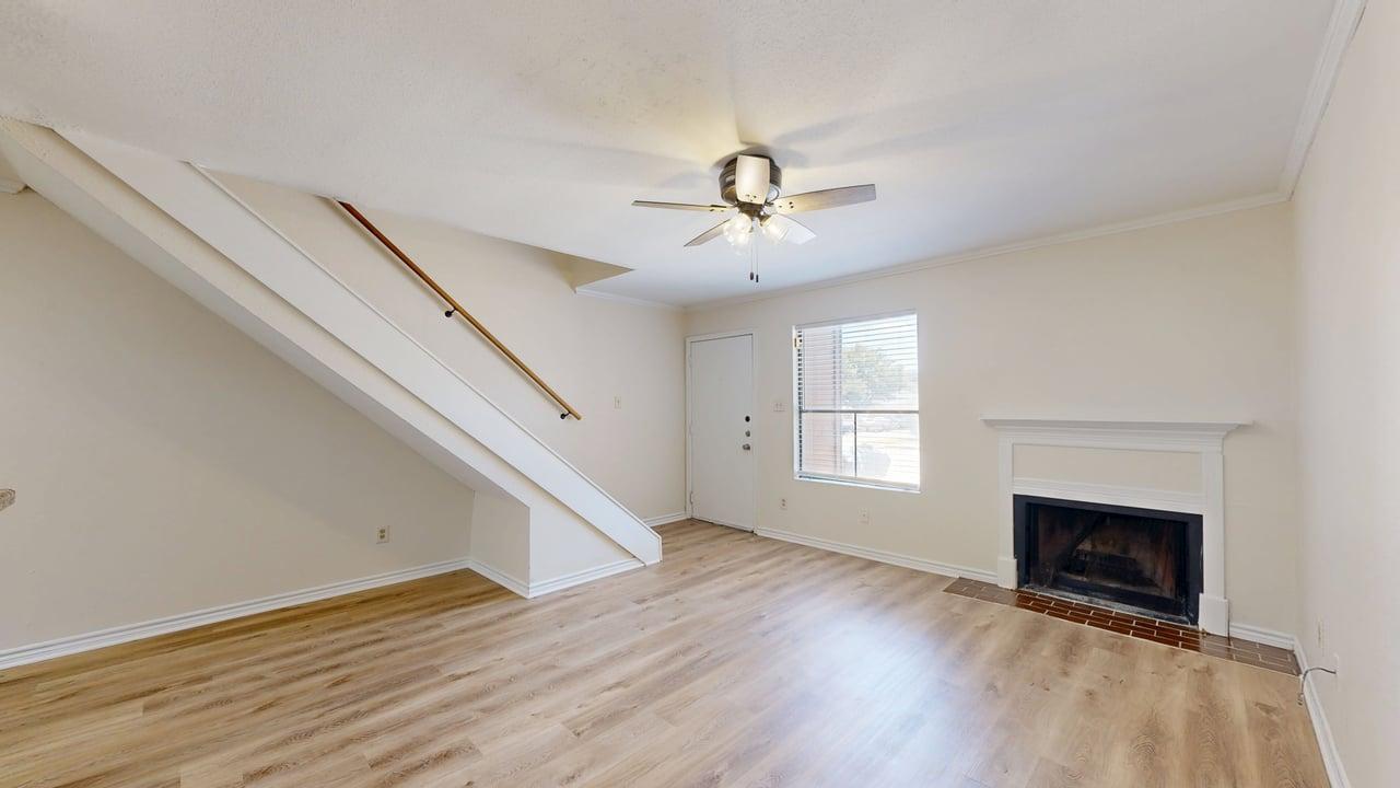 904 University Oaks Blvd #080 property image