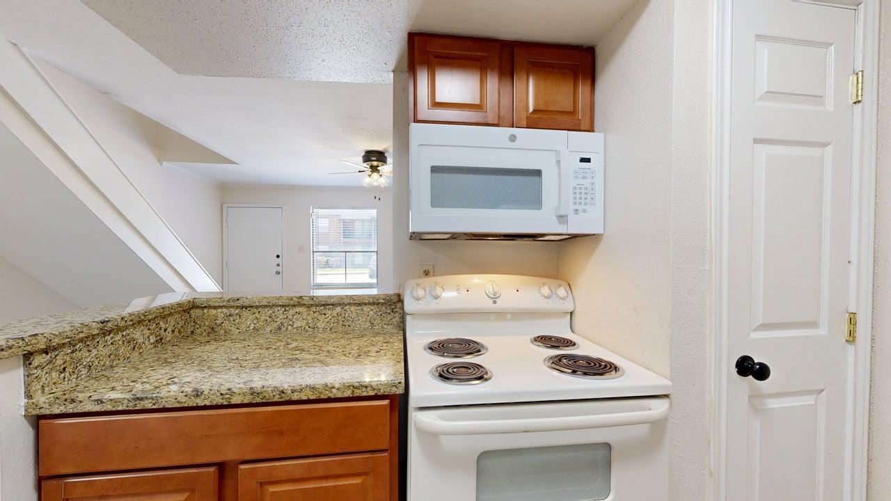 904 University Oaks Blvd #080 property image
