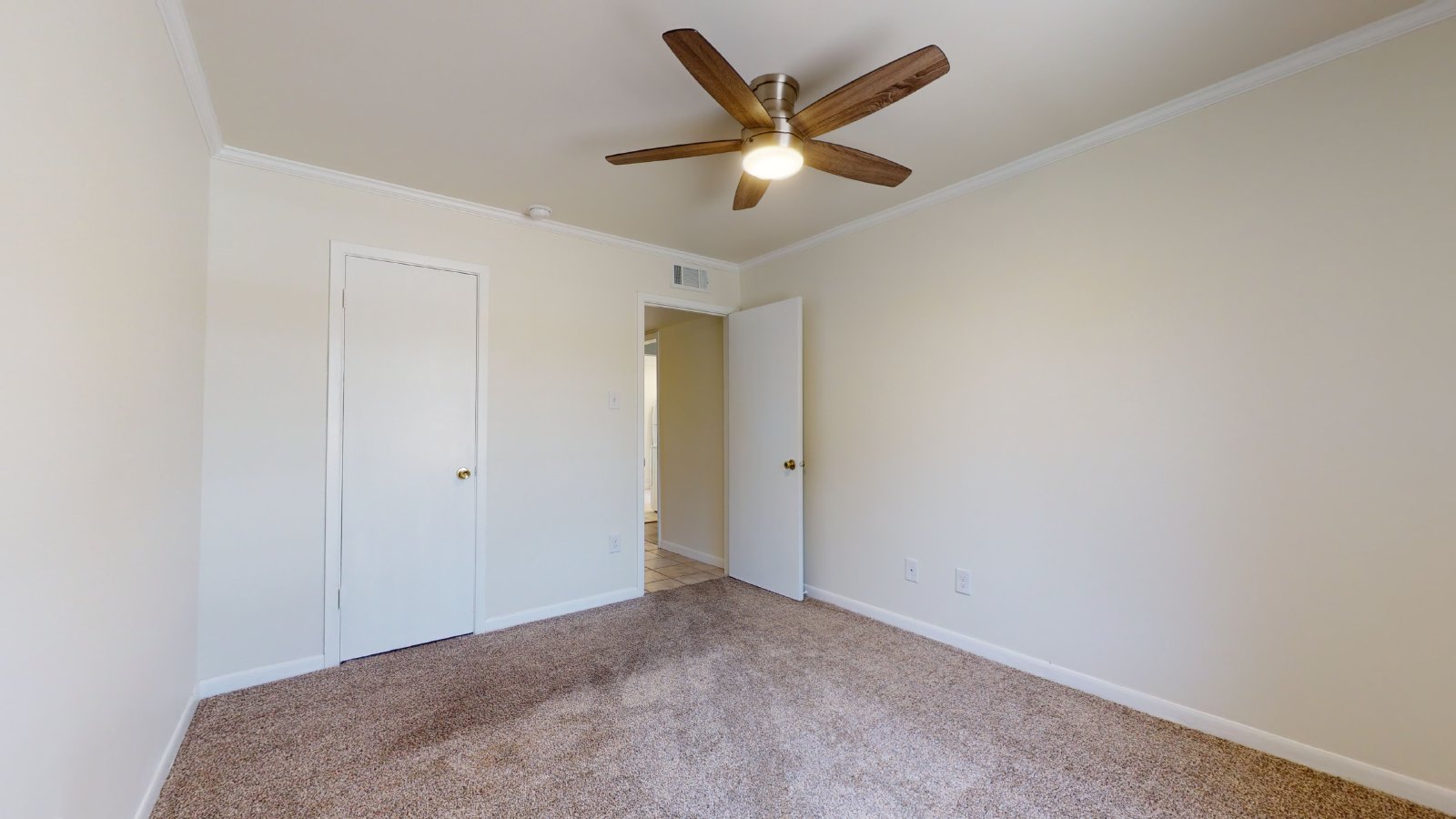 1601 Cloverdale property image