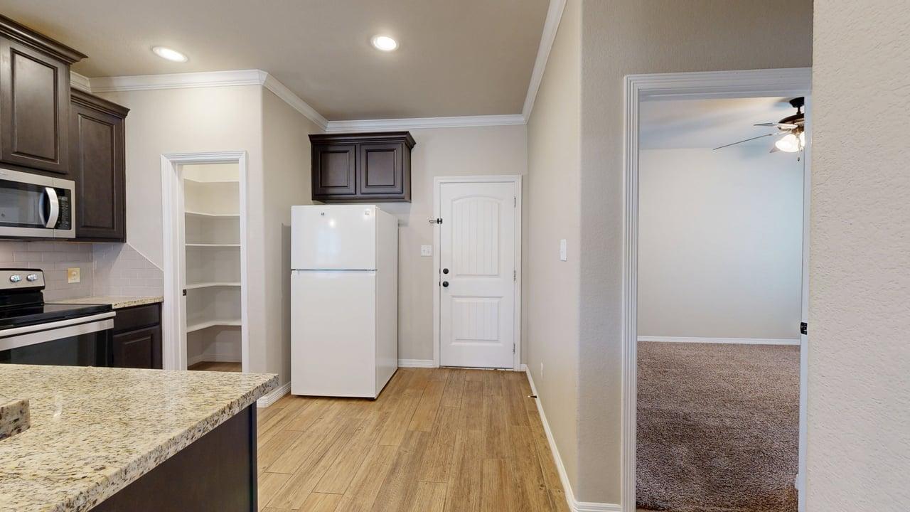 124B Richards St. property image