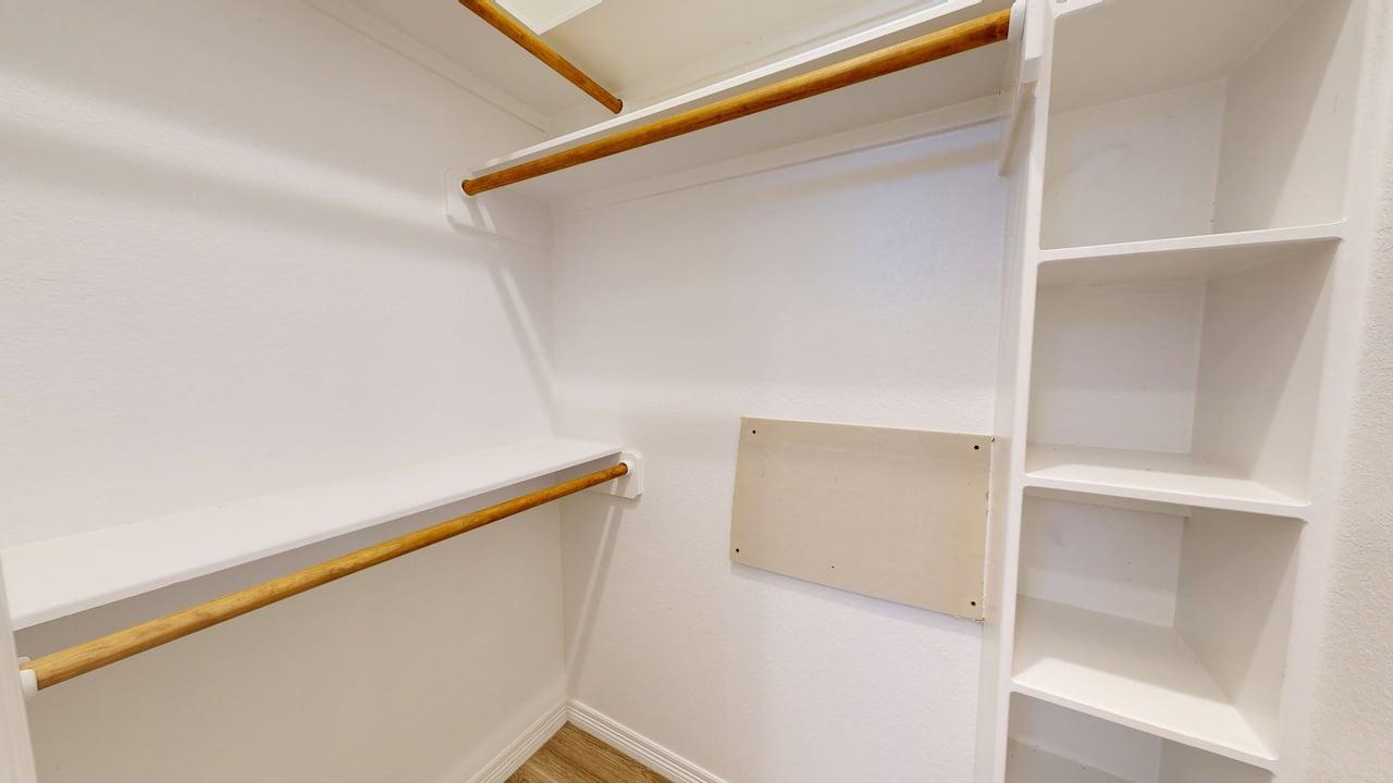 124B Richards St. property image
