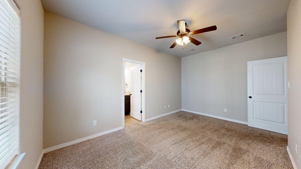 124B Richards St. property image