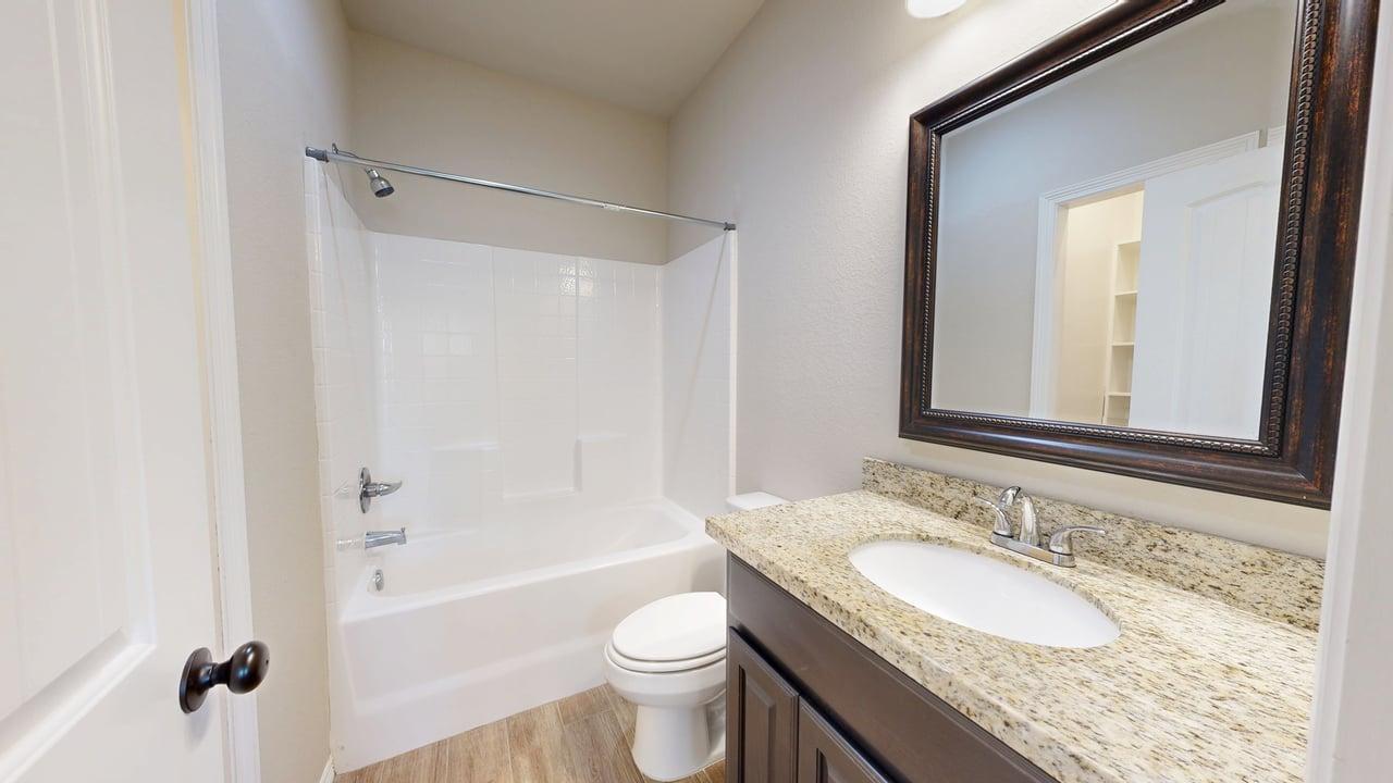 124B Richards St. property image