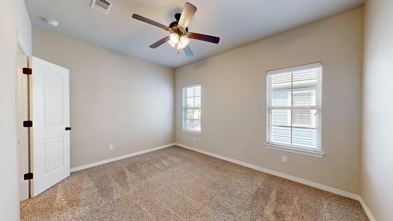 124B Richards St. property image