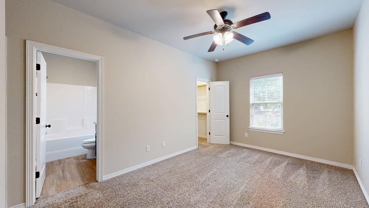 124B Richards St. property image