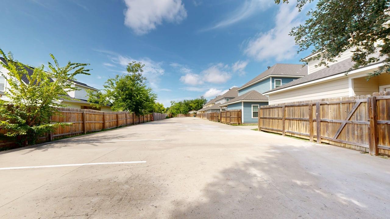 124B Richards St. property image