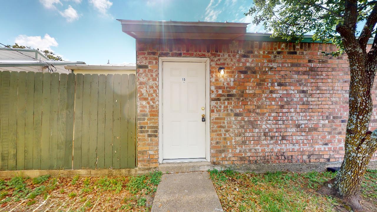 725 Peppertree Dr Apt 15 property image