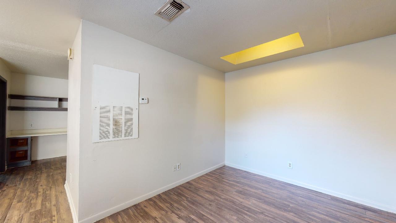 725 Peppertree Dr Apt 15 property image