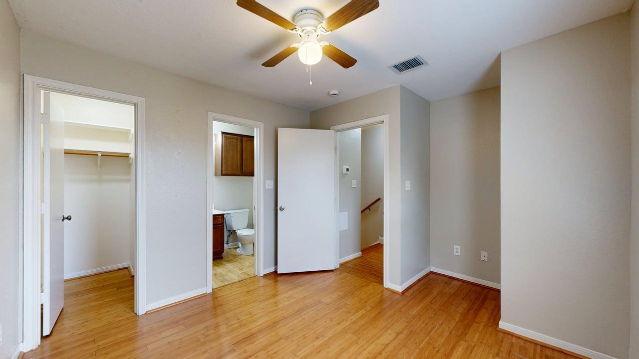 502 Nelson property image